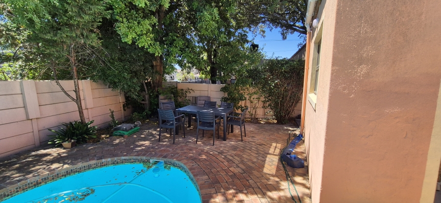 3 Bedroom Property for Sale in Table View Western Cape